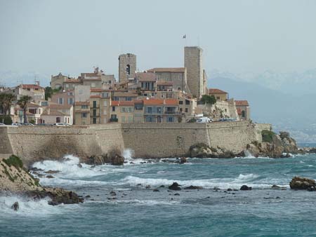 Nos serruriers interviennent sur tout Antibes et ses environs